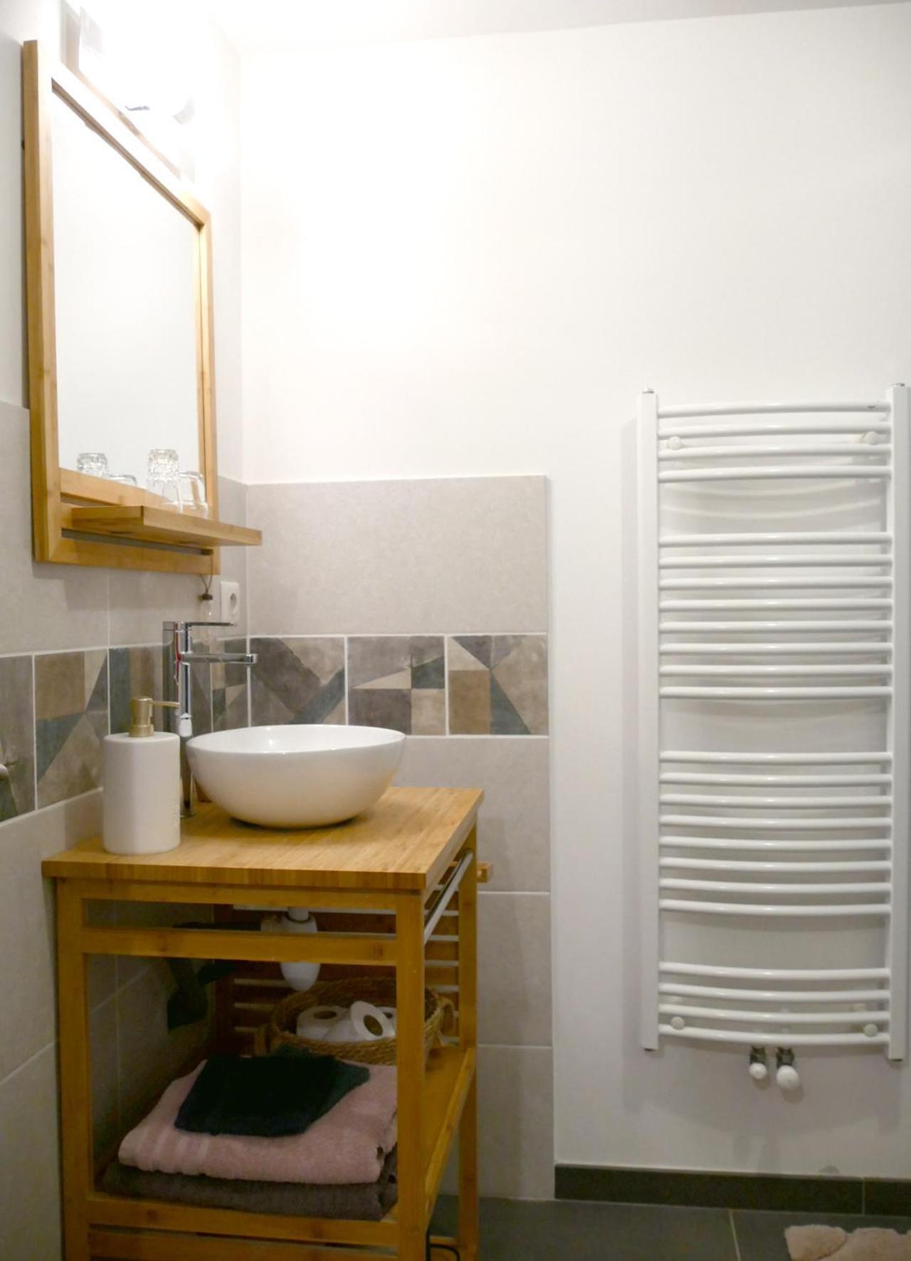 Charmante Suite Independante En Maison De Village Loriol sur Drome Bagian luar foto